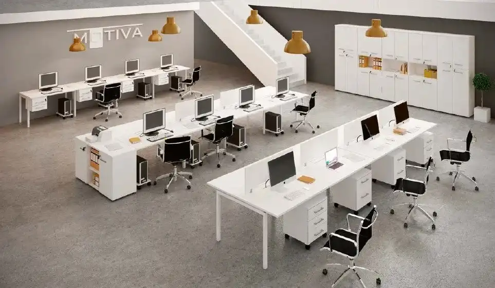 Plataforma de Trabalho com Total de 4 Lugares. 2 Lugares + 2 Lugares Frente a Frente - Caixas de conectividade metálicas com tomadas elétricas - Tampo 25mm - 2000mm X 1300mm X 735mm -  Linha M-office - Móveis Motiva